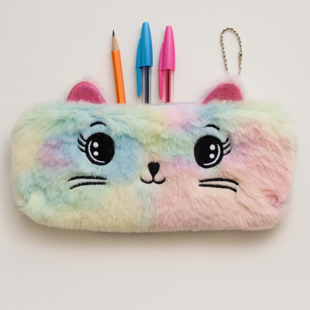 Estojo pelúcia gatinha algodão